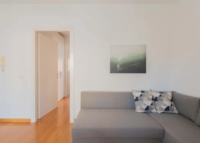 Loverhome 3 *