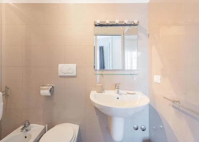 Loverhome 3 Apartman *